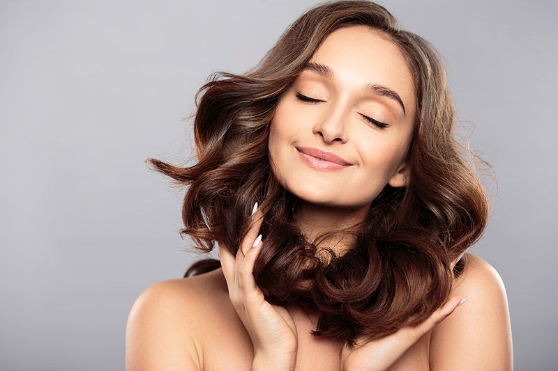 Une coloration sans ammoniaque pour prendre soin de vos cheveux Une coloration sans ammoniaque pour prendre soin de vos cheveux